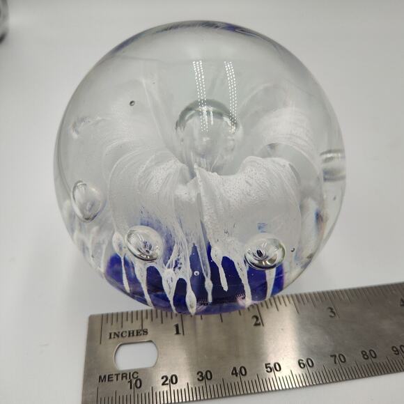 Hand Made Art Glass Paperweight Cobalt Blue & White Flower Controlled‎ Bubbles - Picture 2 of 2